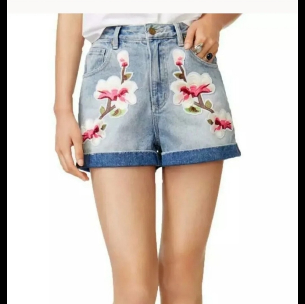 New Minkpink Jean Denim shorts floral Medium 6 8